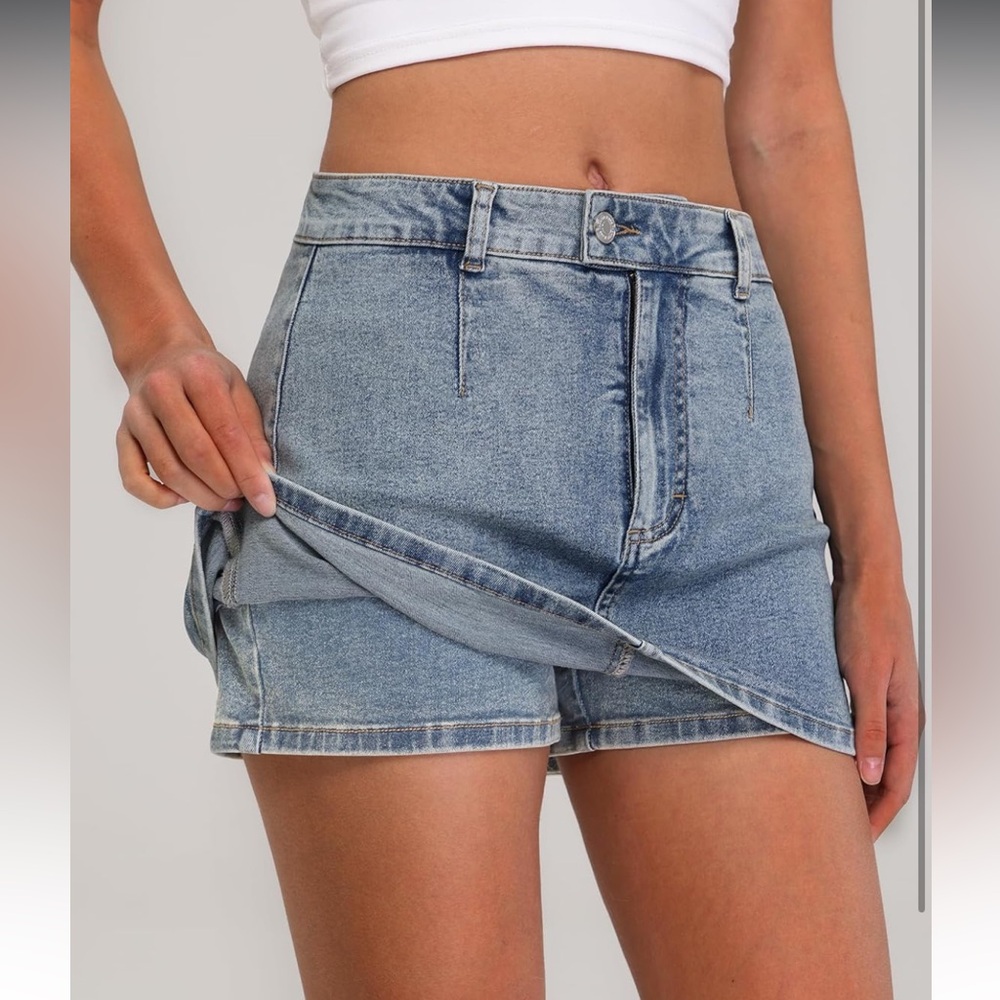 NWT Amazon- Denim Mini Skirt for Women Low Waisted Jean Micro Skort - Picture 2 of 4